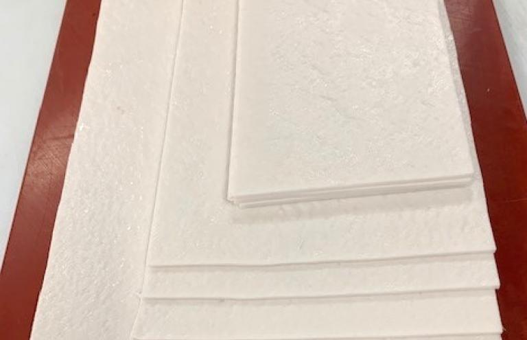 Dhagrameat präsentiert Neuheit ‘Emulsion Speckplatten Tech‘ 